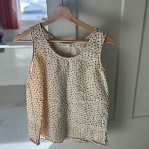 NWOT Neuflora Quilted Floral Tank Top